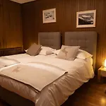 Les Chamois Hotell 3*