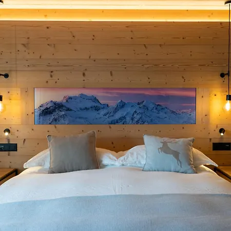 Les Chamois Hotel